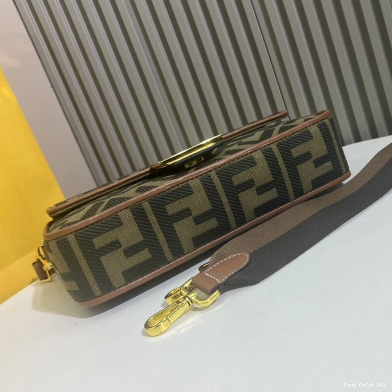 Cheap Bag Medium Fendi FF Canvas Green In Baguette Motif 0816